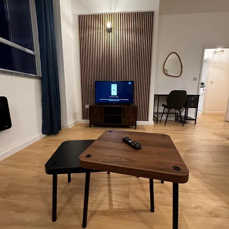 Modern 2 Bedroom 2 Bathroom Flat, Free Parking Лондон Экстерьер фото
